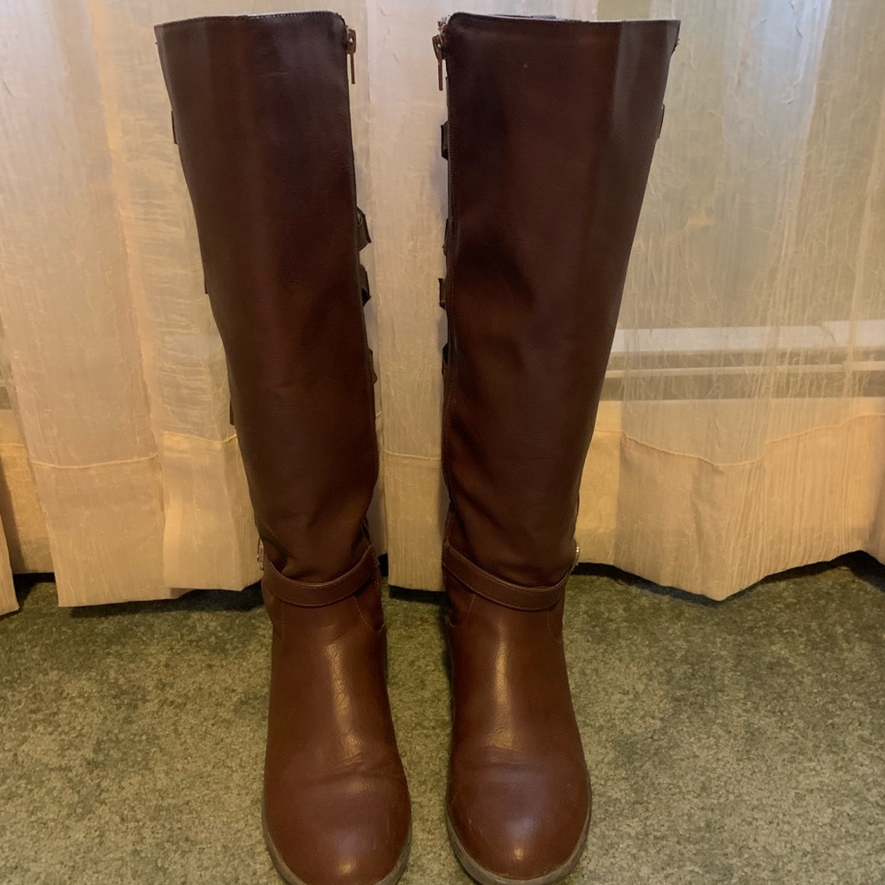 Brown boots - Picture 2 of 4